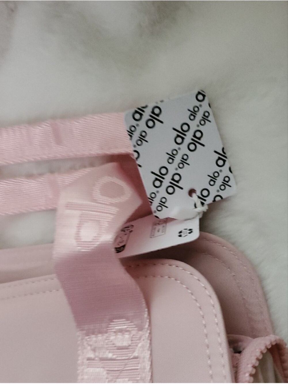 NWT ALO Yoga Pink Mini Duffle Crossbody Bag Shoulder Strap - Picture 9 of 9